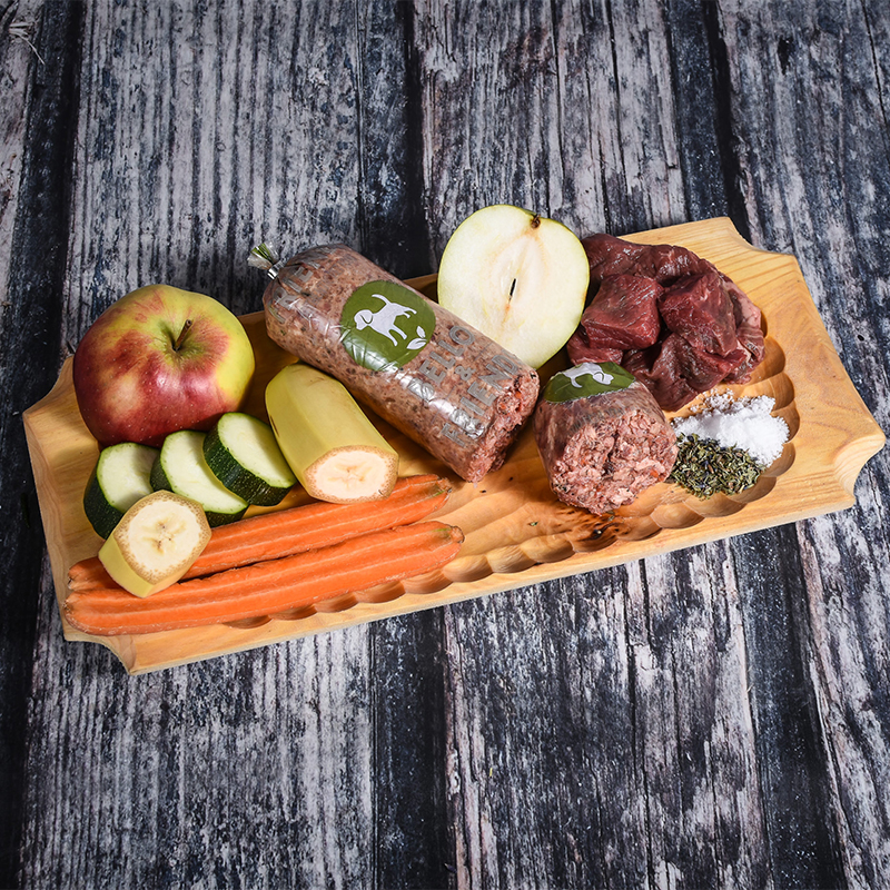 Mieszanka wołowa z warzywami i owocami z dodatkiem żwaczy